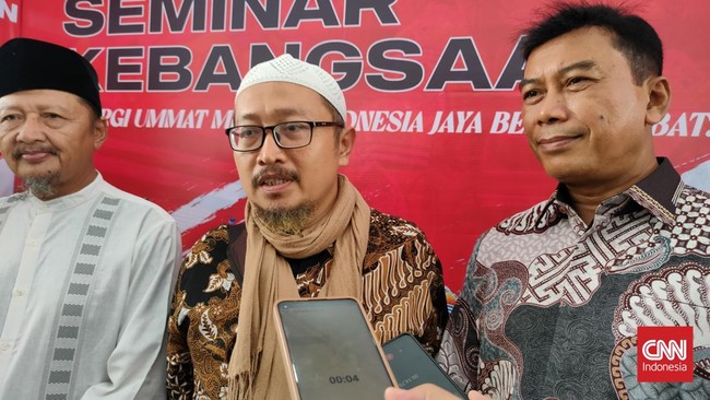 Ratusan orang yang terdiri dari pimpinan dan pengikut Jamaah Islamiyah (JI) di seluruh wilayah Sulawesi menyatakan ikrar setia ke NKRI.