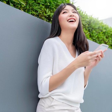 5 Tanda Perempuan yang Miliki Jiwa Tenang dan Percaya Diri, Menurut Ilmu Psikologi