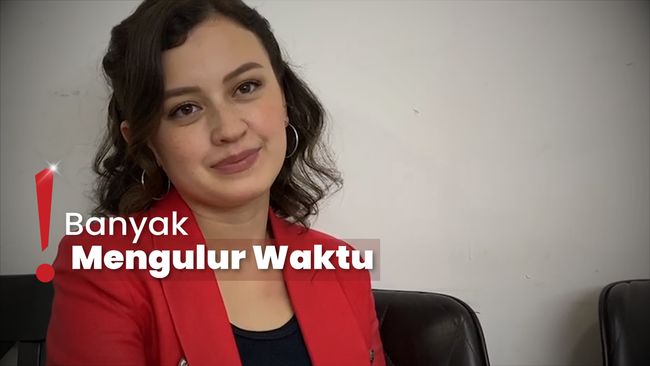 Kimberly Ryder Beri Senyum Sinis Ditanya Kelanjutan Proses Cerai