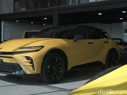 Toyota Crown Sport Ternyata Sudah Dijual di Indonesia, Segini Harganya!