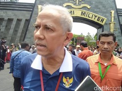 Video: Prabowo Disebut Minta Menteri Pakai Mobil Buatan Dalam Negeri