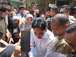 Gibran Langsung Blusukan di Pasar Usai dari Akmil, Beli Pothil Khas Magelang
