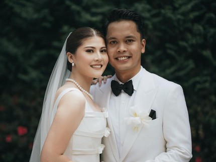 5 Potret Pernikahan Anthony Sinisuka Ginting & Mitzi Abigail, Dihadiri Para Atlet Bulu Tangkis