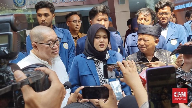 Pembekuan terhadap Badan Eksekutif Mahasiswa Fakultas Ilmu Sosial dan Ilmu Politik (BEM FISIP) Universitas Airlangga (Unair) Surabaya, dicabut.