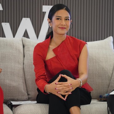 Cerita Dian Sastrowardoyo Mulai Karier Baru di Usia 40 Tahun