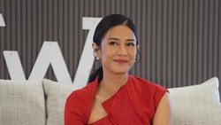 Cerita Dian Sastrowardoyo Mulai Karier Baru di Usia 40 Tahun