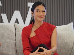 Cerita Dian Sastrowardoyo Mulai Karier Baru di Usia 40 Tahun