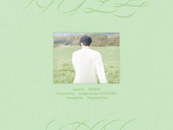 Doyoung NCT Gaet Komposer Lagu Hits IU di Frosty