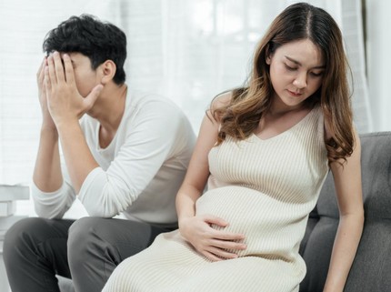 11 Tanda Ibu Hamil Kurang Kasih Sayang dari Suami