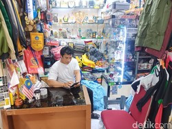 Pesanan Atribut Kampanye Pasar Senen Makin Sepi Bikin Banyak Pedagang Bangkrut