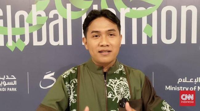 Beberapa penyanyi Indonesia tampil dan memeriahkan panggung hiburan di hari kedua acara Harmoni Global, Minggu (27/10).