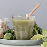 6 Makanan Terbaik yang Bisa Bantu Detoks Tubuh Secara Alami dan Aman