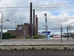 Ekonomi Lesu, VW Berencana Tutup 3 Pabrik di Jerman