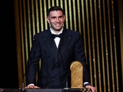 Emiliano Martinez Masih saja Dicaci