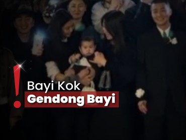 Aksi Jennie BLACKPINK ke Kondangan, Gendong Bayi saat Sesi Foto