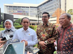 Prabowo Minta Menteri Pakai Mobil Maung, Raja Juli: Dengan Senang Hati
