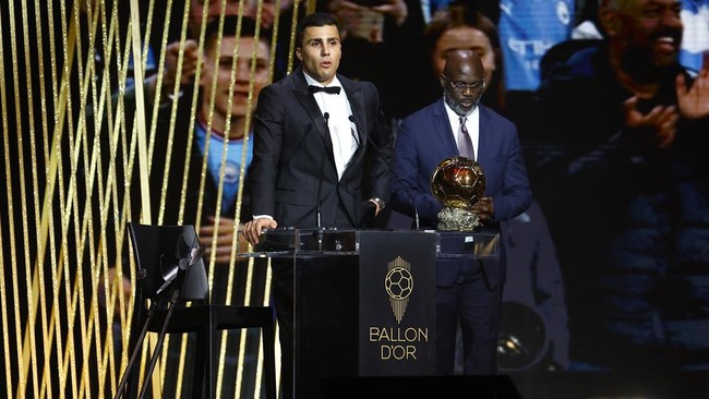 Nama Vinicius Junior diteriakkan sejumlah tamu undangan acara penghargaan Ballon d'Or 2024 tepat sebelum nama Rodri disebut sebagai pemenang oleh George Weah.