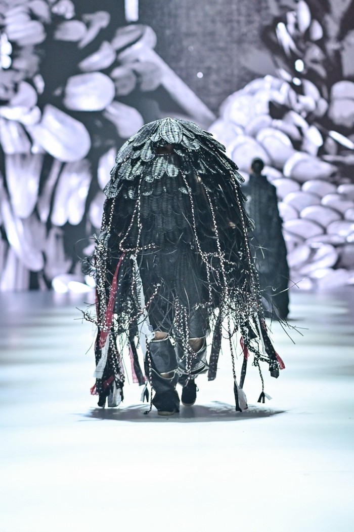 Sejauh Mata Memandang x Eko Nugroho