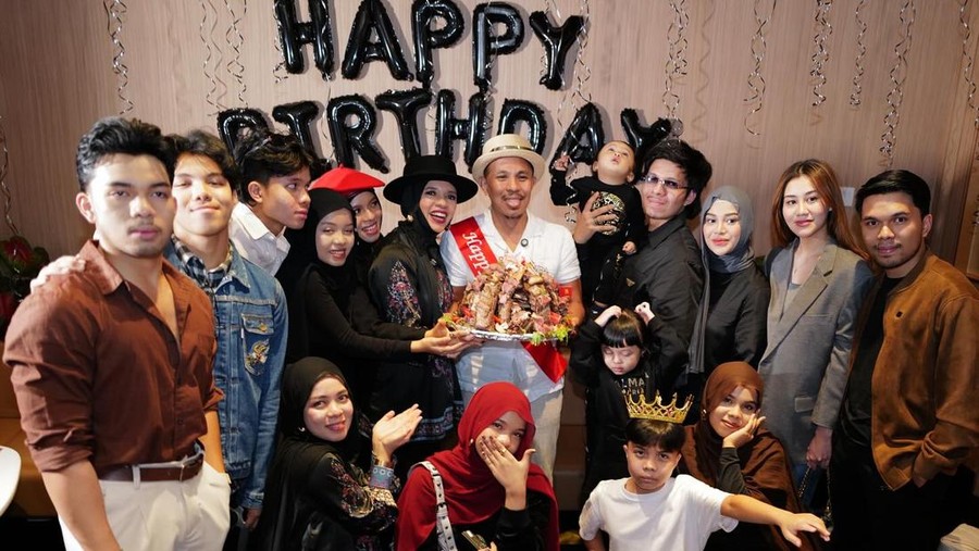 Ulang Tahun Anofial Asmid