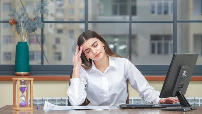 5 Tips Atasi Rasa Ngantuk saat Bekerja