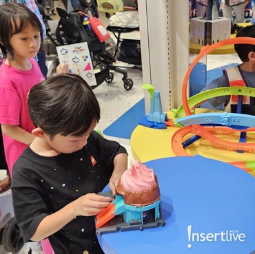 Ini Gaya Parenting Gen Z yang Bisa Tingkatkan Imajinasi dan Daya Pikir Anak