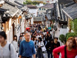 Dilema Desa Bukchon Hanok Terapkan Jam Malam buat Turis