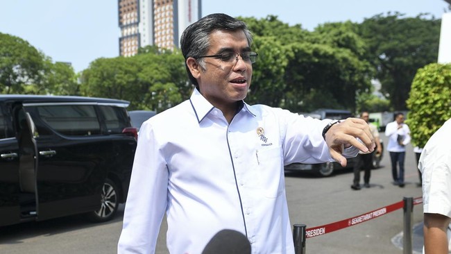 Menteri Ketenagakerjaan (Menaker) Yassierli mengakui penerapan sistem tenaga alih daya atau outsourcing di Indonesia banyak mengandung masalah.