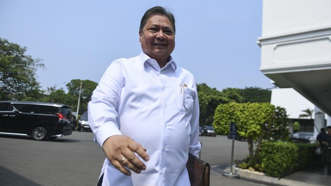 Menteri Koordinator Bidang Perekonomian Airlangga Hartarto enggan berkomentar soal penyegelan KEK Lido milik Hary Tanoesoedibjo disegel pemerintah.