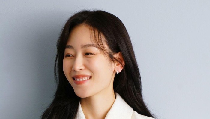 Comeback Akting! Aktris Cantik Seo Hyun Jin Kembali Perankan Dokter untuk Drakor Terbaru