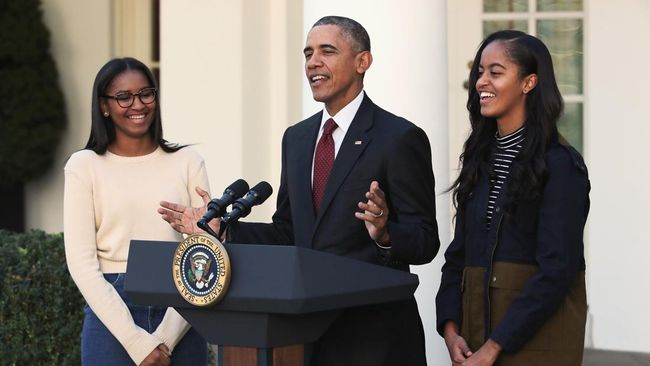 Ingin Sukses Tanpa "Bantuan" Ayah, Anak Barack Obama Hapus Nama Belakang