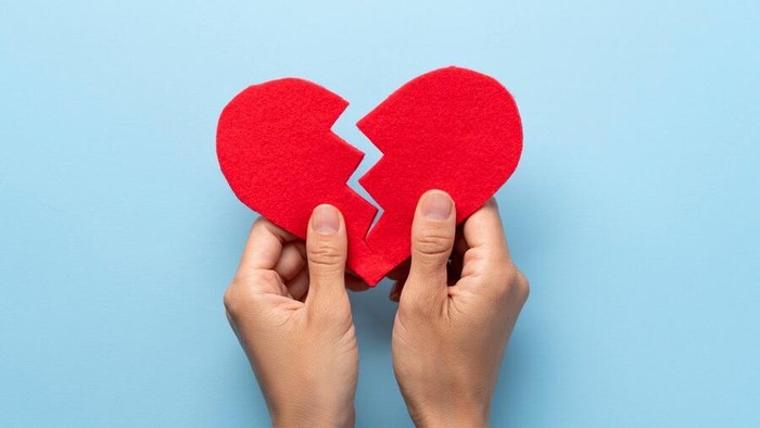 Ilustrasi gambar hati/Foto: freepik.com/freepik