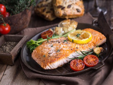 10 Resep Makanan untuk Perbaiki Kondisi Kulit, Bikin Mulus & Sehat