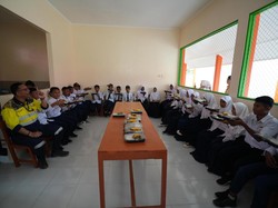 Pani Gold Bagikan Makanan Bergizi-Renovasi Sarana Pendidikan di Gorontalo