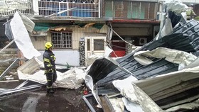 FOTO: Badai Kongrey Mengamuk, Taiwan Porak-poranda