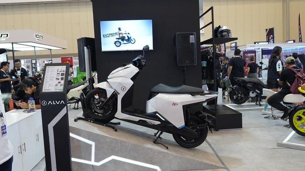 Subsidi Rp7 Juta Mandiri Sukses Naikkan Penjualan Motor Listrik Alva