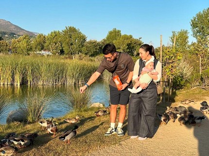 5 Potret Gaya Jessica Mila saat Momong Anak di California, Wajah Putrinya Curi Perhatian