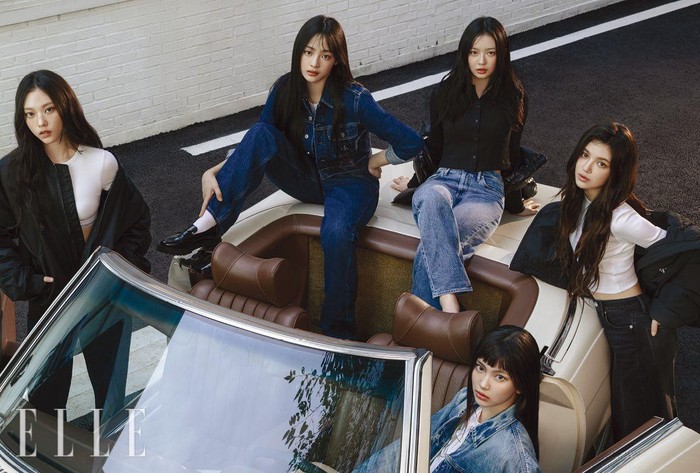 NewJeans menjadi wajah yang ideal untuk Calvin Klein Jeans, mewakili semangat muda dengan gaya yang simple, stylish, dan klasik. Penampilan mereka menggabungkan elemen casual yang fresh dan effortless. / Foto: Elle Korea
