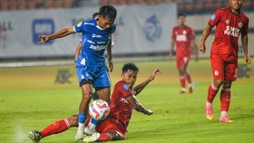 Hasil Liga 1: Banyak Buang Peluang, Persib Ditahan Semen Padang