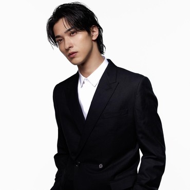 Jarang Diketahui! 6 Sifat Asli Cowok Jepang yang Bikin Cewek Kaget