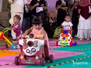 Beragam Tingkah Gemas Bayi Lomba Baby Push Walker di Olimpiade Balita