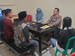 Heboh Wanita di Kerinci Bakar-Injak Al-Quran, Pelaku Diamankan Polisi