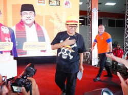 Saat Pramono Anung Cosplay Jadi Luffy One Piece di Jakarta Kostum Festival