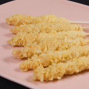 Viral di Media Sosial! Artis Korea Ini Masak Telur Gulung Jajanan Indonesia untuk Sang Keponakan