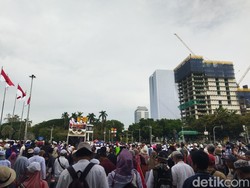 Aksi Reuni 411 di Patung Kuda, Jl Medan Merdeka Barat Arah Istana Ditutup