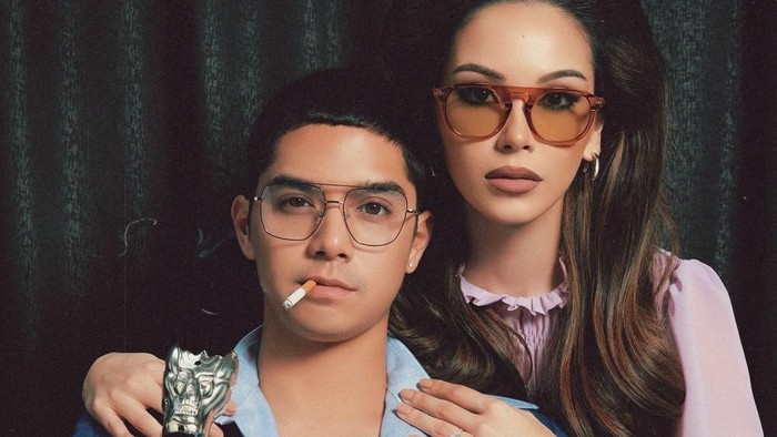 img-title Keren! Inilah Kostum Halloween Artis Indonesia, Ada Outfit Couple Syifa Hadju dan El Rumi