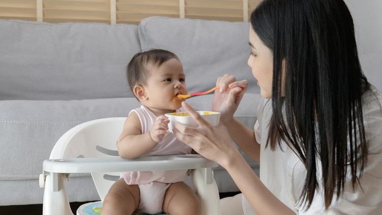Bayi siap naik tekstur MPASI