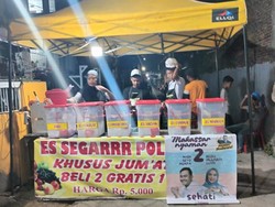 Seto-Rezki Kampanye Pilwalkot Makassar di Tamalate, Dagangan UMKM Laris Manis