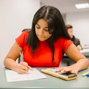 Tingkatkan Daya Ingat! Konsumsi 5 Makanan Ini Sebelum Ujian Dimulai