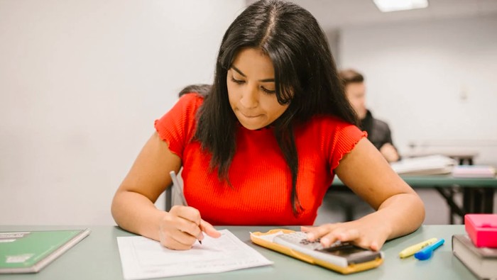 Tingkatkan Daya Ingat! Konsumsi 5 Makanan Ini Sebelum Ujian Dimulai