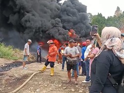 Gudang BBM di Bandar Lampung Terbakar